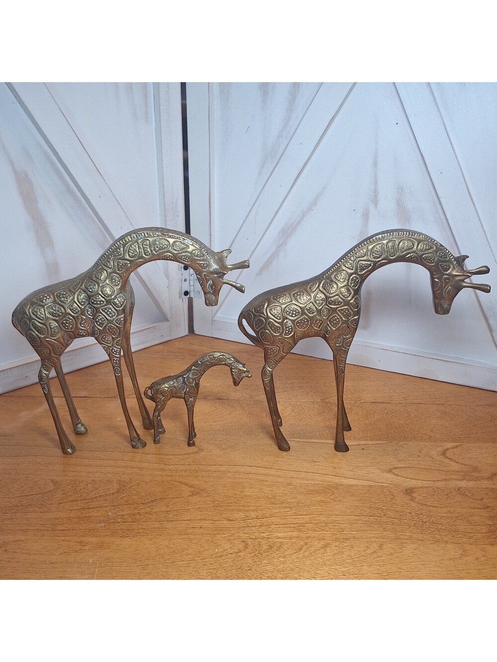 Vintage Set Of 3 Solid Brass Giraffe Statue Figurines Mom/Dad/Baby/Family - Picture 5 of 9